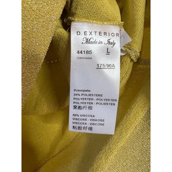 D. Exterior Yellow Gold Top Size Large Sleeveless - Picture 4 of 5